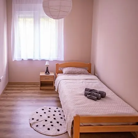 Charna Beograd